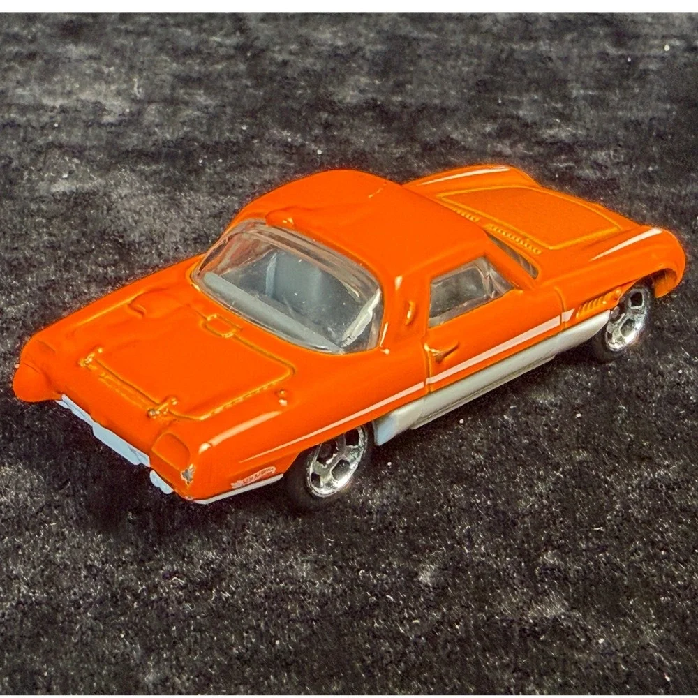 Hot Wheels-Lot of 4: Mazda Cosmo Sport, Lamborghini Urus, VW Beetle, Audi RS5